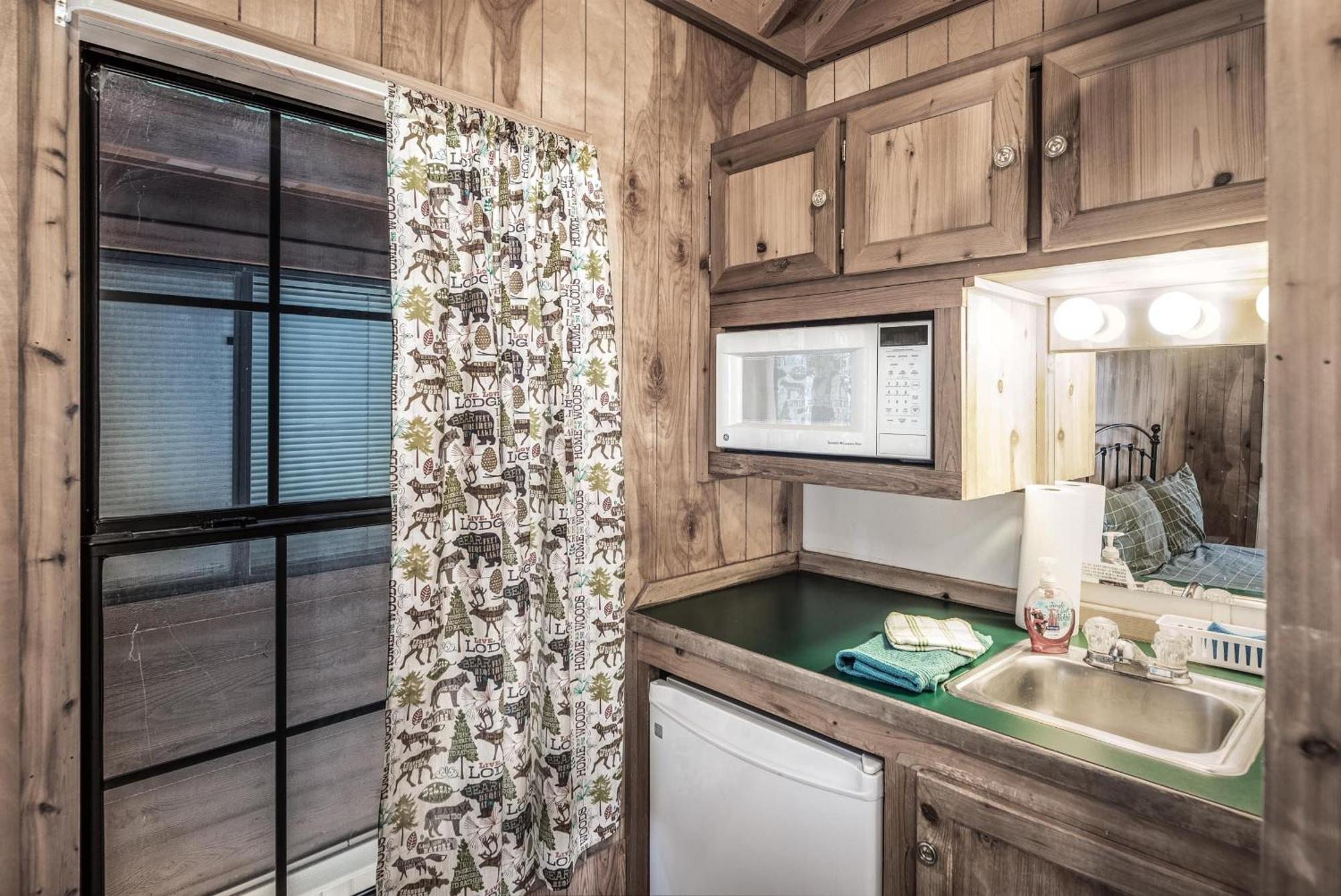Rainbow Lake Cabin & Rv Resort Рюидозо Екстериор снимка