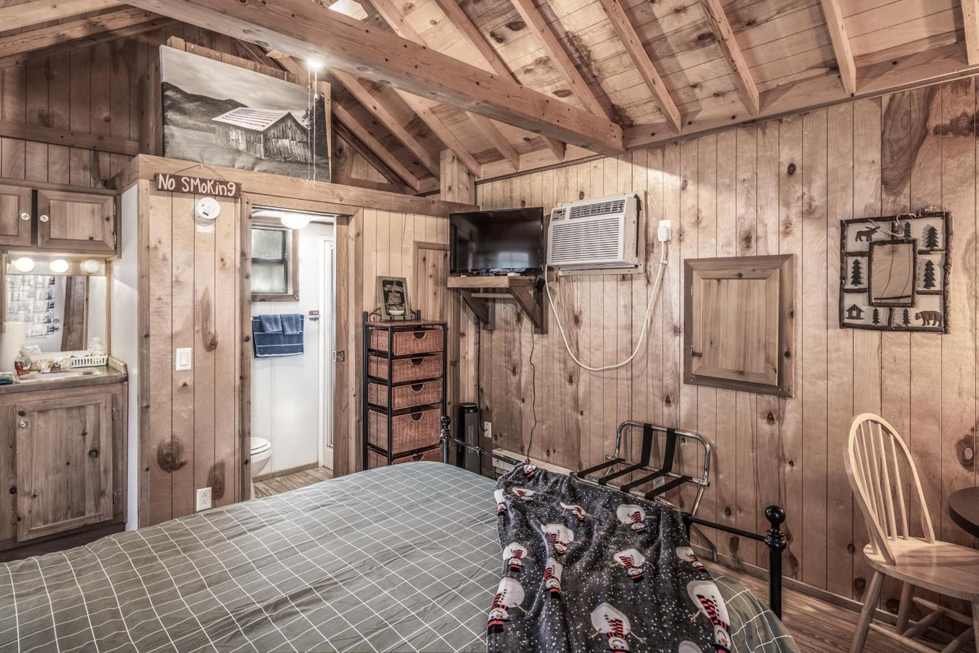 Rainbow Lake Cabin & Rv Resort Рюидозо Екстериор снимка